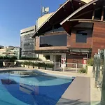 Apto Central Com Piscina Prox Ao Museu Do Amanha E Consulado Americano